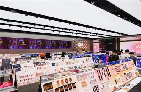 2020年中国化妆品市场规模及发展趋势预测分析-中商情报网