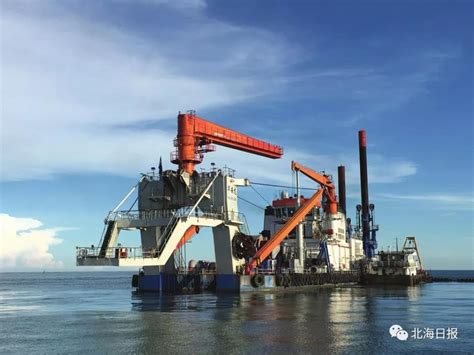 “天鲲号”首次国内施工 助力连云港港打造10万吨级航道--图片频道--人民网
