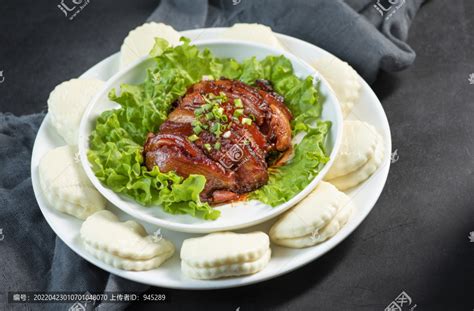梅菜扣肉带饼,中国菜系,食品餐饮,摄影,汇图网www.huitu.com