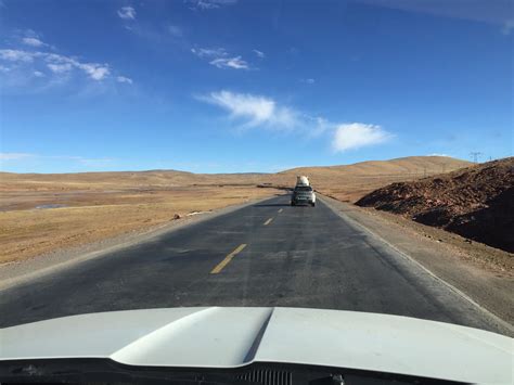 世界上海拔最高的高速公路——西藏那曲至拉萨高速全线通车_荔枝网新闻