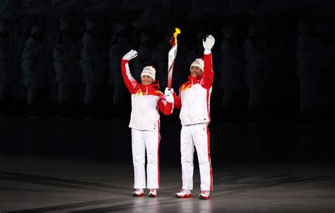 北京冬奥会闭幕式上的意大利8分钟_手机新浪网