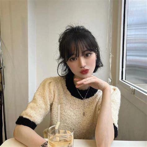 温柔感爆棚女生头像