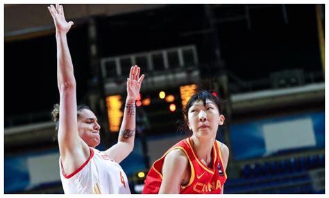 中国女篮姑娘帮姚主席圆梦！她们靠什么胜西班牙队，锁定奥运门票