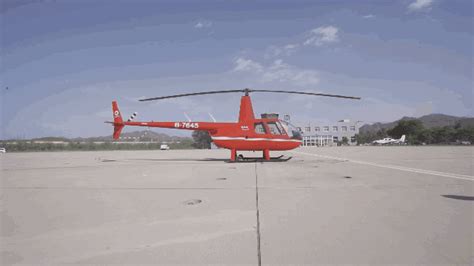 在国内想买一架民用直升机，要办什么样的相关手续？-民用直升机军事