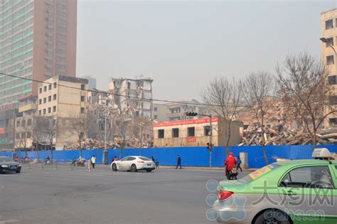 郑州一城中村拆迁三年后成菜地 地价近千万一亩-新闻中心-温州网