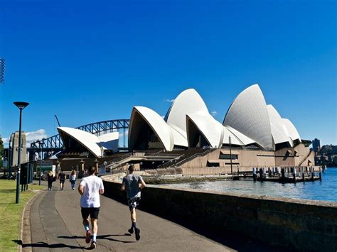 蓝天白云悉尼歌剧院背景背景图片素材免费下载_熊猫办公