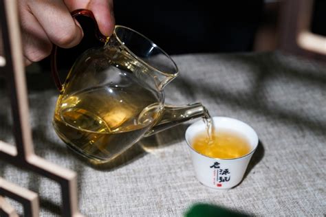 2020中国普洱茶产销形势分析报告-爱普茶网,最新茶资讯网站,https://www.ipucha.com