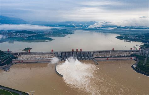 【图集】长江现1号洪水 湖南洪灾已致184万人受灾8人死亡|界面新闻 · 图片