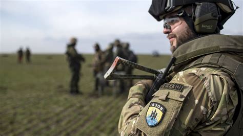 媒体：加拿大曾在乌克兰训练“亚速营”武装分子 - 2022年4月12日, 俄罗斯卫星通讯社