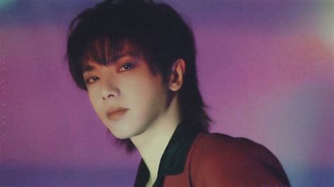 华晨宇(壁纸)图片