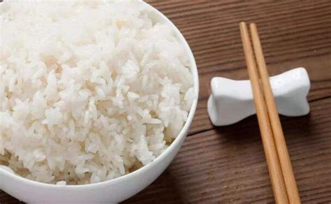 我记录米饭热量时是要生米的热量还是熟米饭的热量？ - 知乎