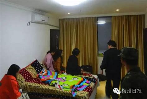 大厦藏20名卖淫女 警察扮客抓嫖 - 华声新闻
