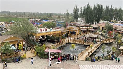 新疆墨玉：自然生态与文化艺术相结合 为乡村旅游添活力