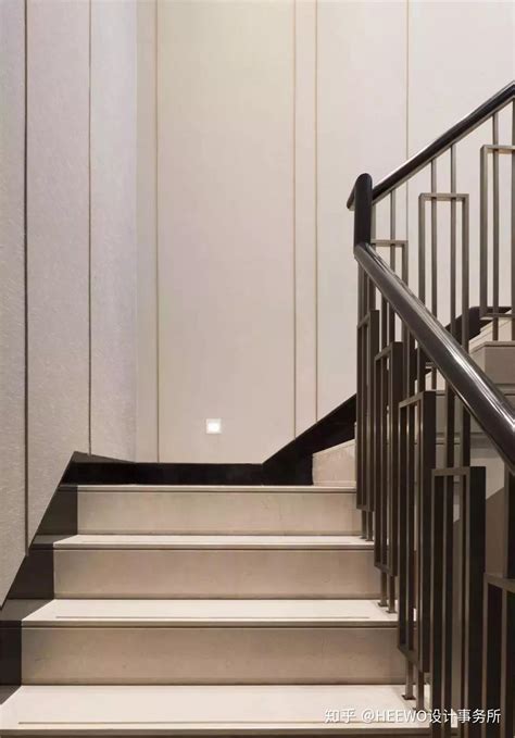 美式农村阁楼室内楼梯图片 – 设计本装修效果图
