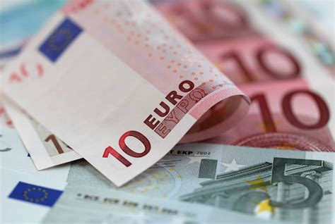 欧元兑换人民币汇率查询（2023年1月31日）-欧元汇率 - 南方财富网