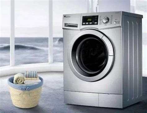 家用电器洗衣机：波轮式和滚筒式，哪个使用起来省时省电？