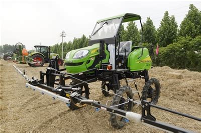 山西五台县：现场演示激发农民应用新型植保机械 - 地方动态 - 第一农经网