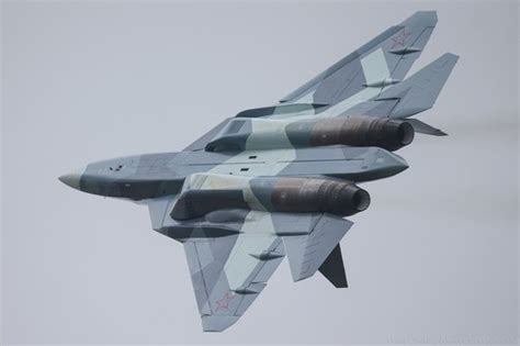 俄罗斯T50战斗机模型,max,c4d,fbx三种格式,飞行器,军事模型,3d模型下载,3D模型网,maya模型免费下载,摩尔网
