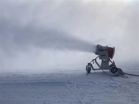 国产造雪机 挑战恶劣环境的造雪机_造雪机_河南晋安机械科技有限公司