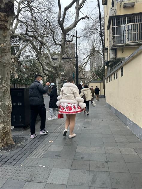 上海安福路小公主 “不好看”的人，也有花枝招展的权利。_Lolita_什么值得买