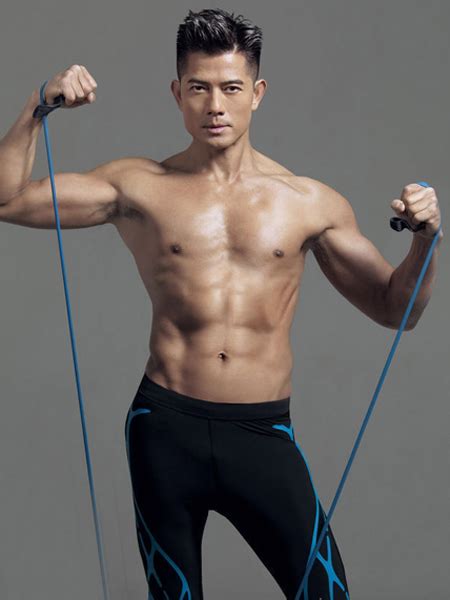 吴彦祖肌肉图片