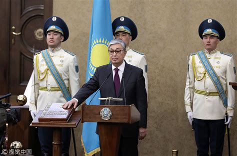 哈萨克斯坦新代任总统托卡耶夫宣誓就职，是位“汉学家”
