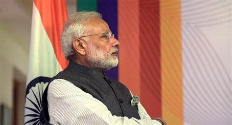 印度总理莫迪大规模改组内阁，12名部长辞职