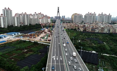 广州高速公路总里程超一千公里，形成 “三环+十九射” 主骨架路网