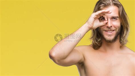 不穿衣服的正面女生图片 不穿衣服的正面女生图片