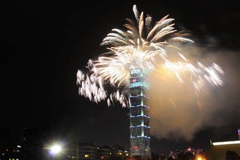 台北101大楼跨年烟火表演--图片频道--人民网