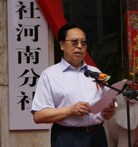 河南省委书记徐光春在人民日报社河南分社成立挂牌仪式上的讲话--时政--人民网