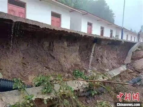 四川持续强降雨多地受灾 巴中市通江县3人因突发山体滑坡遇难第1页 - 成都热线