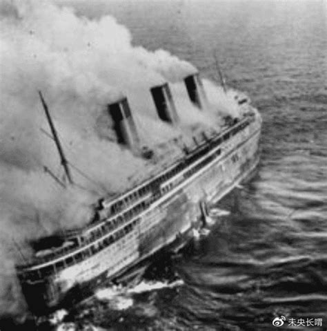 豪华邮船诺曼底号在二战时被大火烧毁，但起火原因却众说纷纭|首航|诺曼底|大西洋_新浪新闻