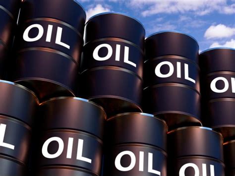美国上周原油库存降幅创三年多最大，原油和成品油出口创新高 美国能源信息署（EIA）公布的数据显示， 美国上周原油库存大减1258万桶，创 ...