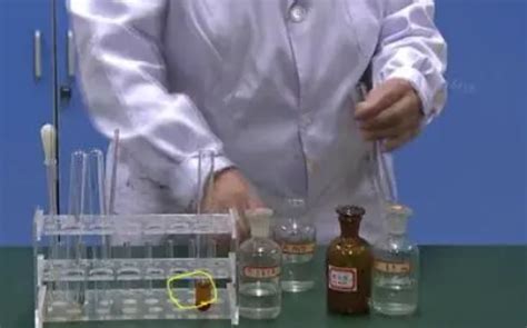 碘化钾与次氯酸钠反应