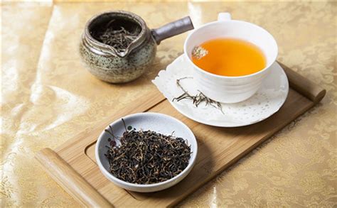 黑茶容易吸味怎么办，黑茶应该如何储藏好？_黑茶_绿茶说