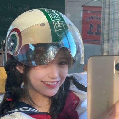 个性头盔非主流头像