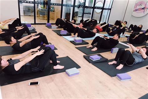 瑜伽加盟（开53家瑜伽加盟店，80%实现盈利）_斜杠青年工作室