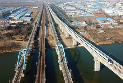 徐连高铁开始试运行：设计时速 350 公里，预计 2 月上旬开通运营_TechWeb