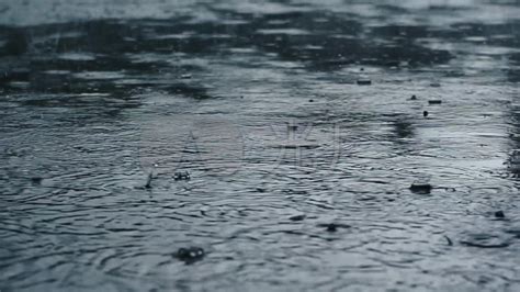 中雨＋大雨＋连下两天！石家庄迎来强降雨！周末出行记得带伞