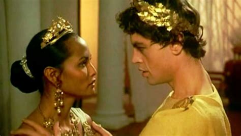 推荐一部大尺度黄暴电影：罗马帝国第一部艳情史，力盖斯巴达克斯