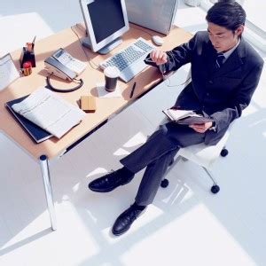 非主流工作头像男生