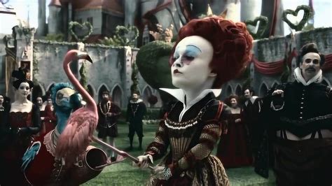 爱丽丝梦游仙境：大头红皇后，用火烈鸟当棒球棍，把刺猬打飞了_腾讯视频