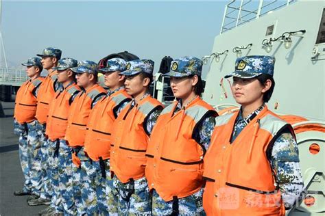 中国海军117西宁舰服役 系北海舰队首艘052D舰(图)_手机新浪网