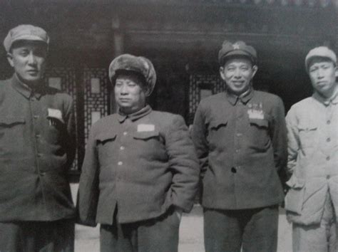 开国上将与开国中将的四次搭档 - 中国军网