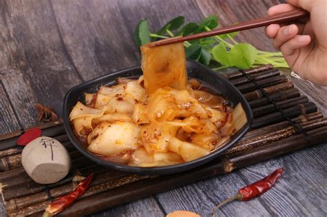 【我们的改革开放】祖孙三代和“土豆”的故事-宁夏新闻网