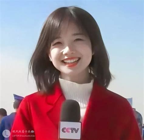 王冰冰直播开场主持状态在线 露甜美笑容可爱迷人-搜狐大视野-搜狐新闻