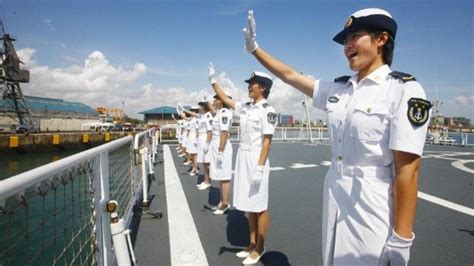 英媒：14年来，已有至少35名英国海军女兵在执勤中怀孕-搜狐大视野-搜狐新闻