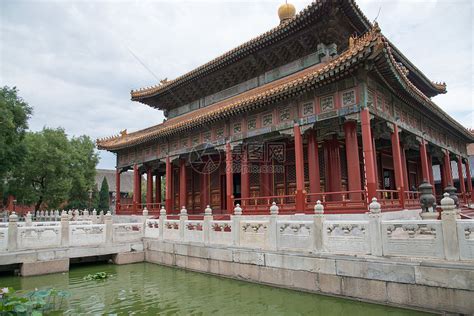 文化遗产雕刻神圣北京雍和宫高清图片下载-正版图片501956489-摄图网