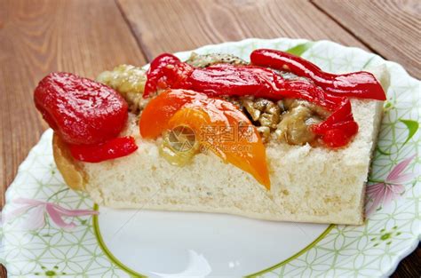 Escalivada传统加泰罗尼亚菜熏烤煎茄子和配橄榄油的胡椒传统西班牙语烟高清图片下载-正版图片307547182-摄图网